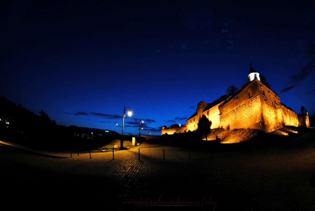 Lună plină și Septembrie la cetatea Brașov